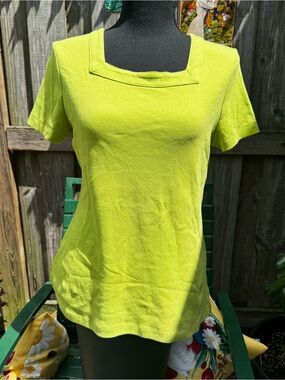 Kim Rogers Lime Green Square Neck Short Sleeve Tee